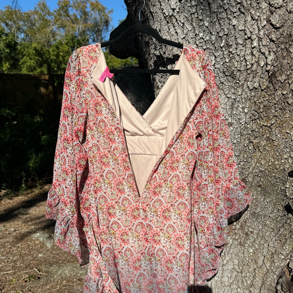 Betsey Johnson-Cream and coral bell sleeve boho dress with back tie.Size 8 - Picture 6 of 6